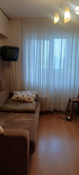 Obor - metrou  - vanzare ap. 3 camere